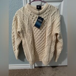 Aran adult XS wool sweater